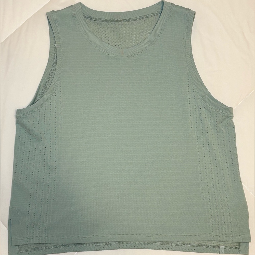 LULULEMON Train to Be Tank Top